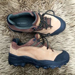 NWOT Retreat brown & black leather outdoor shoe - size 10W